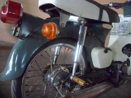 ขาย14900 โครงสีเดิมสวยๆ c50 หรือ แยกโครงขาย