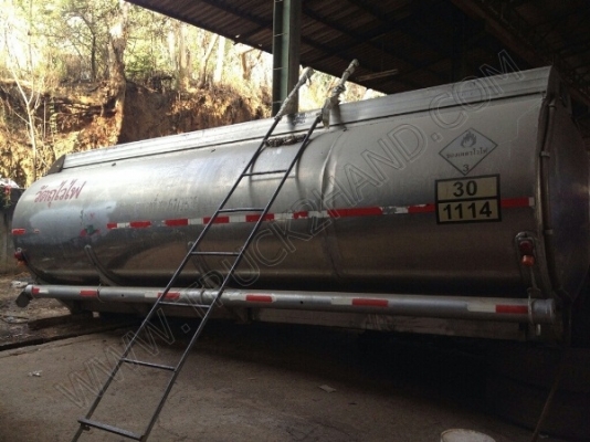 ถังน้ำมันอลูมิเนียมใหม่ขนาด 16,000 ลิตร//คุณวิน 089-606-8482