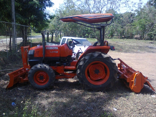 ขายรถไถ คูโบต้า L3408 สภาพสวยพร้อมใช้ังานได้ทันทีไม่ต้องซ่อม