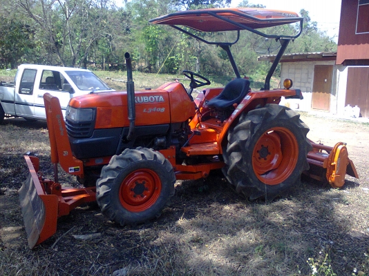 ขายรถไถ คูโบต้า L3408 สภาพสวยพร้อมใช้ังานได้ทันทีไม่ต้องซ่อม