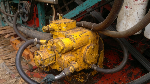 ขายรถเกี่ยวไทยเจริญ ราคา600000 บาท สนใจโทร 0816000314 ขายรถเกี่ยวไทยเจริญ ราคา600000 บาท สนใจโทร 0816000314