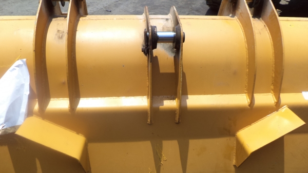 510-15982 รถตักล้อยาง KOMATSU รถจอดที่(csนวนคร)ครับ