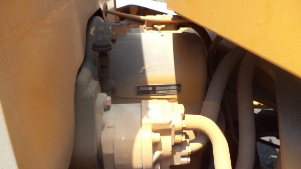 510-15982 รถตักล้อยาง KOMATSU รถจอดที่(csนวนคร)ครับ