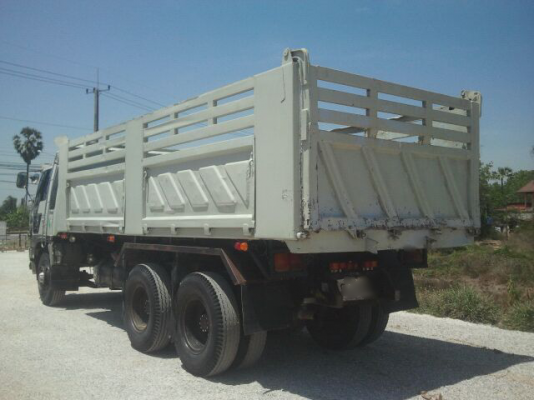 ขายรถบรรทุกสิบล้อดั๊มพ์ HINO 3H เครื่อง HO7D 195 แรง เครื่องเดิม เกียร์เดิม แอร์พร้อม ดั๊มพ์สามมิตร