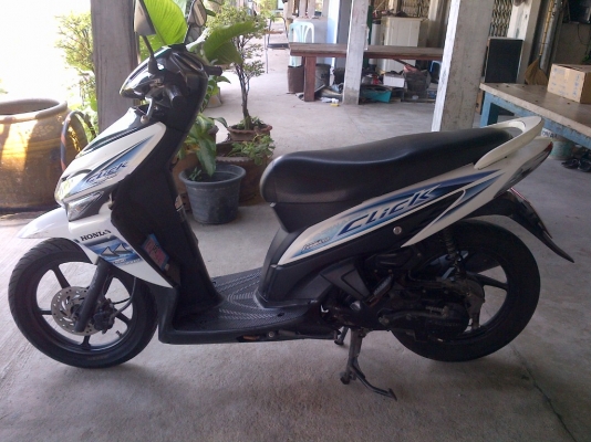 ขาย!ฮอนด้าคลิ๊กรุ่นท๊อป ปี51 รถเครื่องเดิมแน่นๆ พร้อมใช้ ทะเบียน+เอกสารโอน ภาษีไม่หมด 088-2197709