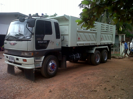 ขายด่วน 10 ล้อ สองเพลา พร้อมระบบพ่วง เเละคอกอ้อยรถตัด