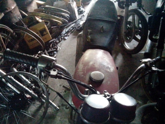 ขายโครง CG 125  เดิมๆ เฉพาะโครง เครื่องไม่มีแล้ว  7000 บาทพร้อมส่ง