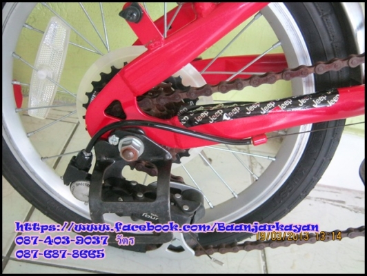 Jeep สีแดงสวยค่ะ