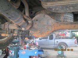 ขายเพลาท้าย ยกเส้น เชฟโรเล็ต  โคโรลาโด