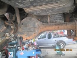 ขายเพลาท้าย ยกเส้น เชฟโรเล็ต  โคโรลาโด