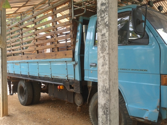 ขาย 6 ล้อ ISUZU NPR 110 (4BD1ฝาดำ) ยางดี 6 เส้น พร้อมโอน พร้อมใช้