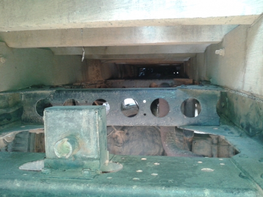 ขาย 6 ล้อ ISUZU NPR 110 (4BD1ฝาดำ) ยางดี 6 เส้น พร้อมโอน พร้อมใช้