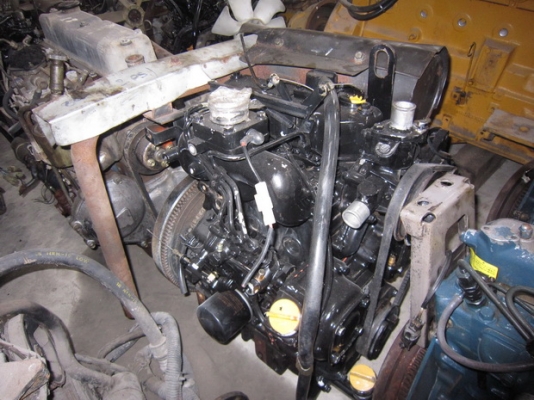 ขาย เครื่องยนต์ดีเซล 3 สูบ KOMATSU,YANMAR รุ่น 3D84N,3TN84 มือสองญี่ปุ่น