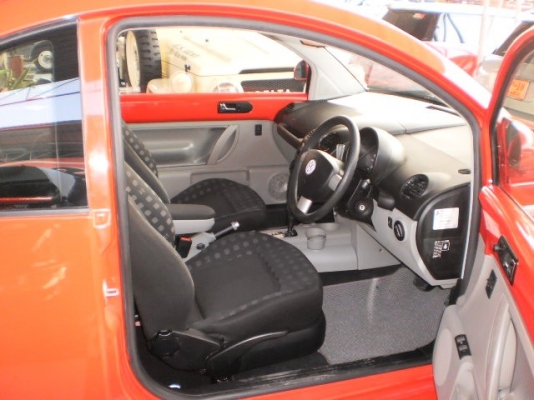 2013 VOLKSWAGEN, BEETLE 2.0