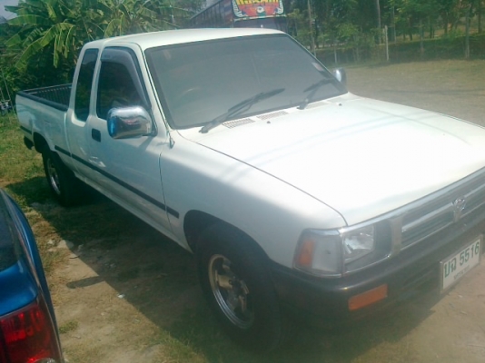 รถปี96พวงมาลัยพาวเอวร์ รองผู้ว่าฝากขาย จอดหน้าบ้านไม่ใช่เต๊นนะครับมาดูและต่อราคากับคนขับรถได้เลย รถเดิมๆขับดีขี่ดีคัสซีสวยไม่ผุเครื่องแน่นเสียงเพราะช่วงล่างนิ่ม คานหน้ามีเลข สีสวย ภายในสอาดมากๆ