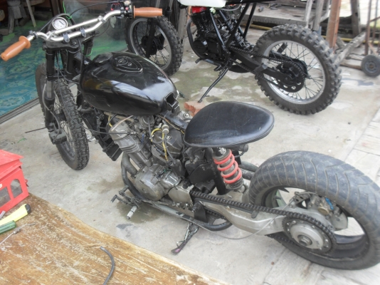 ขายมอไซร์honda crm250  -ขาย27000บาทราคานี้ยังไม่มีคนซื้ออิกหรือ