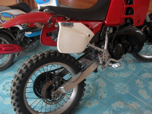 ขายมอไซร์honda crm250  -ขาย27000บาทราคานี้ยังไม่มีคนซื้ออิกหรือ