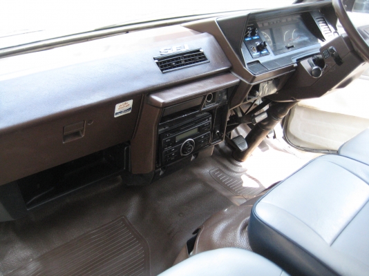 ขายรถใช้เอง หลังคาสูงแท้ พาวเวอร์ ไม่เคยชน ไม่เคยทำสี ช่วงล่างดี แอร์เย็น เพลงเพราะ