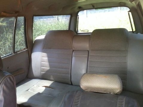 ขายISUZU KB2200 แวน ขับดี รถสมบูรณ์มาก เดิมทั่งคัน 38,000บาท(ถูกมาก)