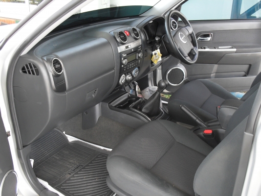 ขาย อีซูซุ D-MAX  ซุปเปอร์ไททาเนี่ยม กันยายน ปี54 รุ่น 2500cc