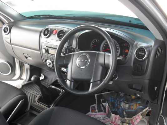 ขาย อีซูซุ D-MAX  ซุปเปอร์ไททาเนี่ยม กันยายน ปี54 รุ่น 2500cc