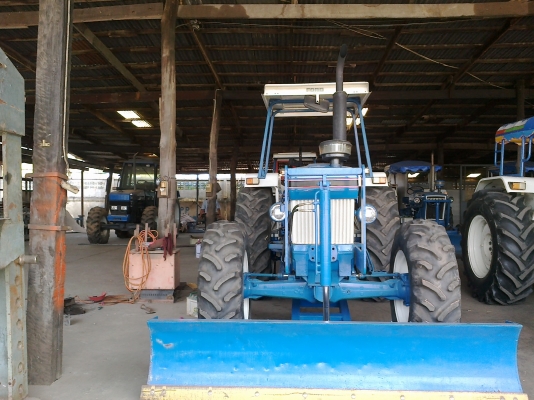 รับสั่งจอง รถไถ  ฟอร์ด