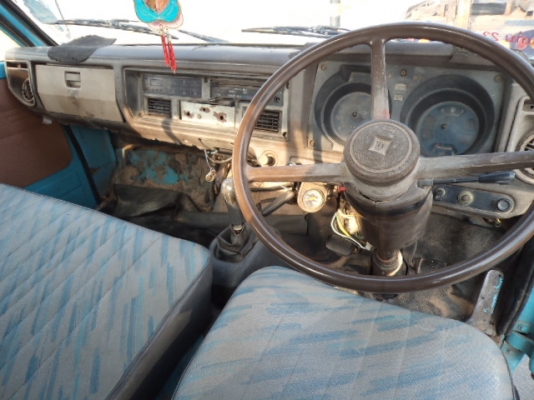 ขายรถ6ล้ออีซูซุKSยกหัวได้ เครื่อง100แรง สภาพสวยราคาถูกๆพร้อมใช้งานคับ