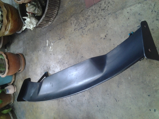 ขายสปรอยเลอร์หลังติดรถมาครับ