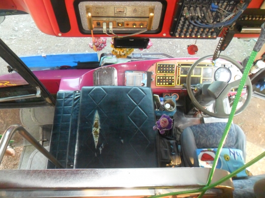 ขายรถบัส 45 ที่นั้ง ขายรถบัส 45 ที่นั้ง