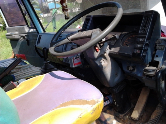 ขาย 10ล้อ1เพลาดั้ม ISUZU JUMBO  เครื่องวางใหม่6HE1 195 (ใบคุม)ใช้งาน3เดือน แห้งๆแรงดี ไม่หลวม คัสซีJUMBO สวยไม่ผุ ช่วงล่าง 200เพลาใหญ่ วางหัวร็อค เบรคทริฟฟี่ ยางดี10เส้น คอกเหล็กเกษตรสูง สวย ไม่ผุไม่หัก พร้อมใช้ พร้อมลุยงาน ราคาต่อรองได้ครับ