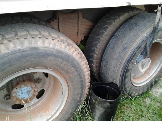 ขาย 10ล้อ1เพลาดั้ม ISUZU JUMBO  เครื่องวางใหม่6HE1 195 (ใบคุม)ใช้งาน3เดือน แห้งๆแรงดี ไม่หลวม คัสซีJUMBO สวยไม่ผุ ช่วงล่าง 200เพลาใหญ่ วางหัวร็อค เบรคทริฟฟี่ ยางดี10เส้น คอกเหล็กเกษตรสูง สวย ไม่ผุไม่หัก พร้อมใช้ พร้อมลุยงาน ราคาต่อรองได้ครับ