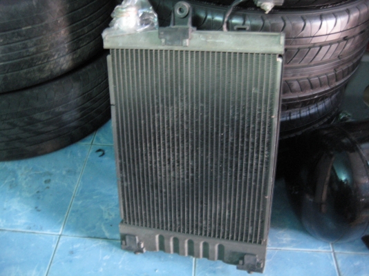 หม้อน้ำพร้อมพัดลม รถตู้commuter ปี07