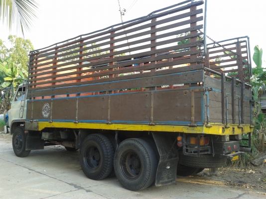 ขาย 10 ล้อ 1 เพลา JCM 175 แรง ขาย 10 ล้อ 1 เพลา JCM 175 แรง