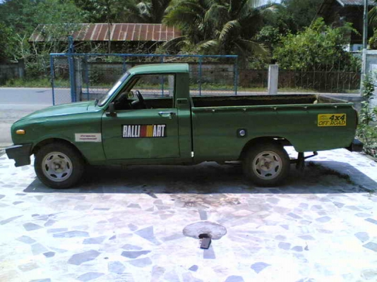 ขายมาสดา FAMILIA 1.3 สภาพใช้งานทะเบียนโอนภาษีเต็มเกียร์ธรรมดาเครื่องดีขาย 35000 บาท