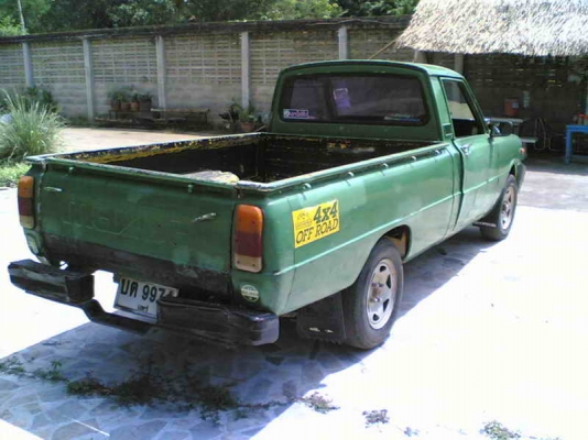 ขายมาสดา FAMILIA 1.3 สภาพใช้งานทะเบียนโอนภาษีเต็มเกียร์ธรรมดาเครื่องดีขาย 35000 บาท