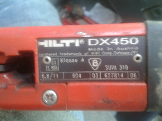 ตัวยิงตะปู hiltidx450