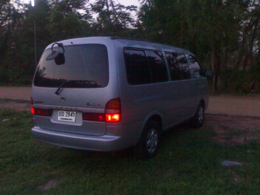 ขายรถตู้ KIA เครื่อง2700 สวยมากๆๆปี04