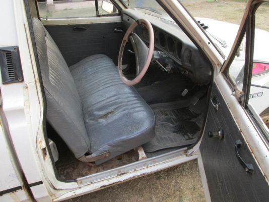 ขาย DATSUN 620 เครื่อง1500 เกียร์คอ 4 ขอ ไฟนอน