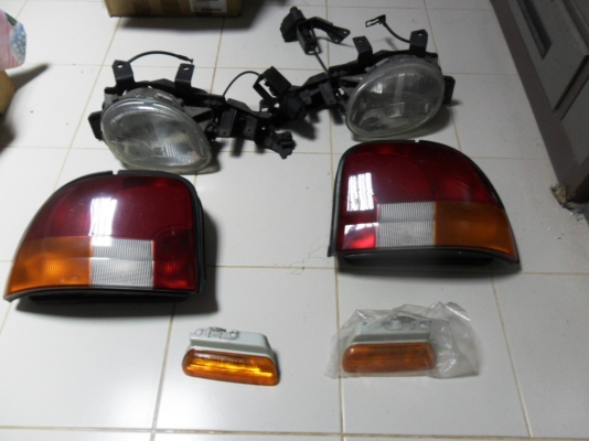 ขายอะไหลรถนีออนหลายรายการ