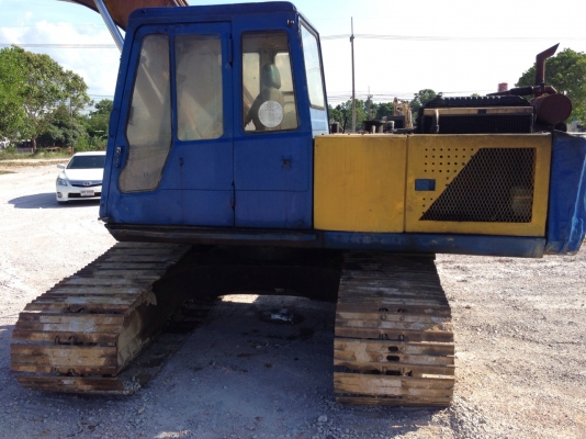 ขายด่วน!! KOBELCO SK907 มาร์คทู สภาพสวยค่ะ พร้อมใช้งาน สนใจติดต่อ ญาดา 082-4487788