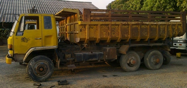 ขาย ISUZU 240 กระบะท้องเรือ 2 คัน