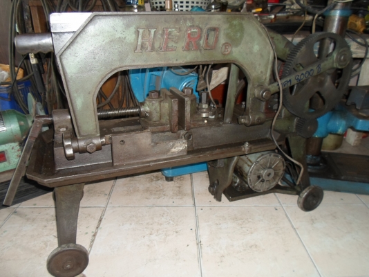 แท่นเลื่อย HERO 8,000 พร้อมใช้ ด่วน !!!!!! แท่นเลื่อย HERO 8,000 พร้อมใช้ ด่วน !!!!!!