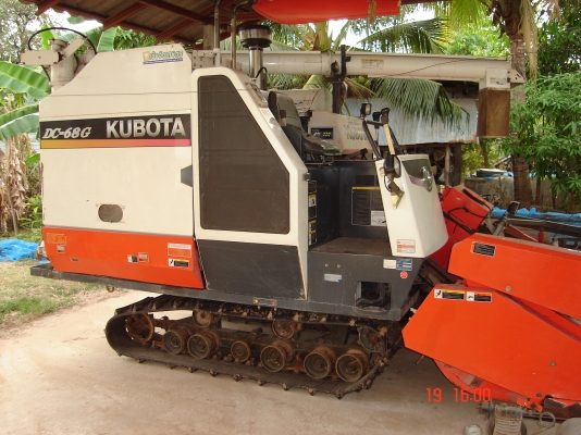 ขายรถเกี่ยวคูโบต้า dc 68 g รถุปี 53 เจ้าของฝากขาย ขายรถเกี่ยวคูโบต้า dc 68 g รถุปี 53 เจ้าของฝากขาย