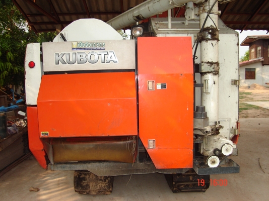 ขายรถเกี่ยวคูโบต้า dc 68 g รถุปี 53 เจ้าของฝากขาย ขายรถเกี่ยวคูโบต้า dc 68 g รถุปี 53 เจ้าของฝากขาย