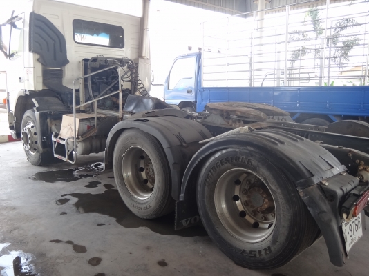 ขายด่วน   รถสิบล้อ หัวลาก วอลโว่  สภาพสมบูรณ์  พร้อมใช้งาน