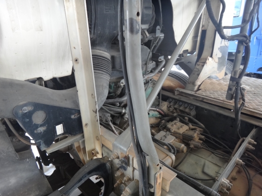 ขายด่วน   รถสิบล้อ หัวลาก วอลโว่  สภาพสมบูรณ์  พร้อมใช้งาน