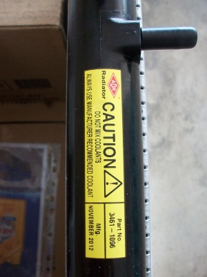 หม้อน้ำVIGO/FORTUNER 3.0 ไม่มีฝาบน ยี่ห้อ ADR นำเข้าโดย บ.TRW มั่นใจในคุณภาพได้เลยครับ