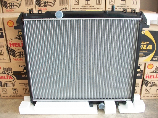 หม้อน้ำVIGO/FORTUNER 3.0 ไม่มีฝาบน ยี่ห้อ ADR นำเข้าโดย บ.TRW มั่นใจในคุณภาพได้เลยครับ