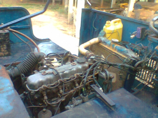 อีแต๋น เครื่อง อิซูซุ 75 แรง เพลาลอย บรรทุกโครงสร้างแข็งแรง