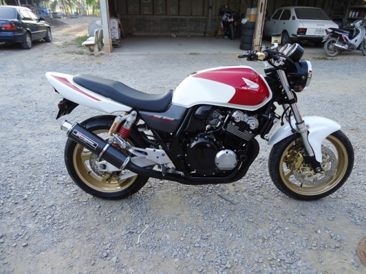 ขายคับ cb 400  tec 1 ปี 00 อินวอย สภาพดีพร้อมใช้